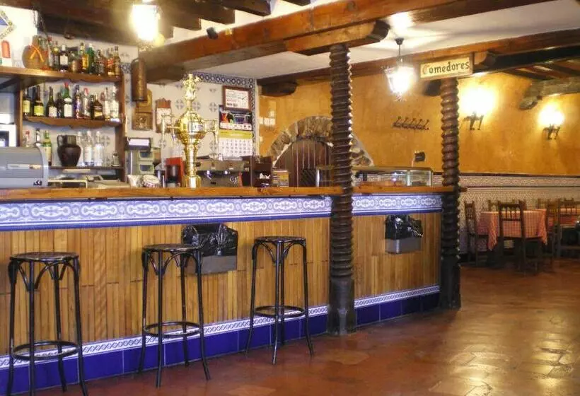 酒店 Hostal Chinchon