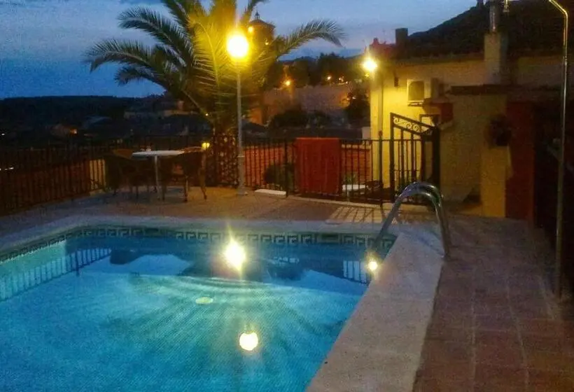 Otel Hostal Chinchon