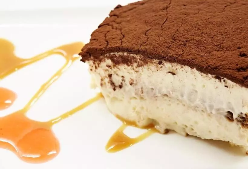 فندق Hostal Crisami