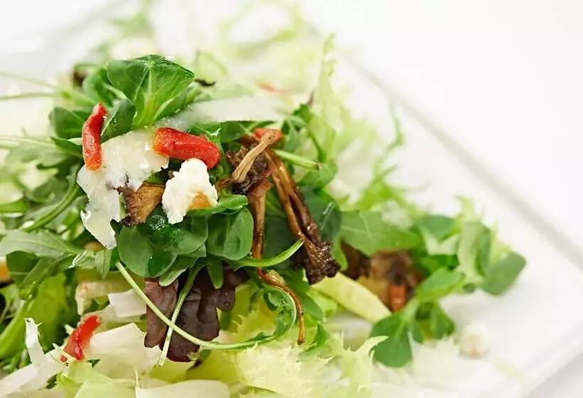 فندق Hostal Crisami