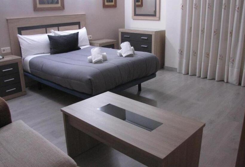 酒店 Hostal El Cruce