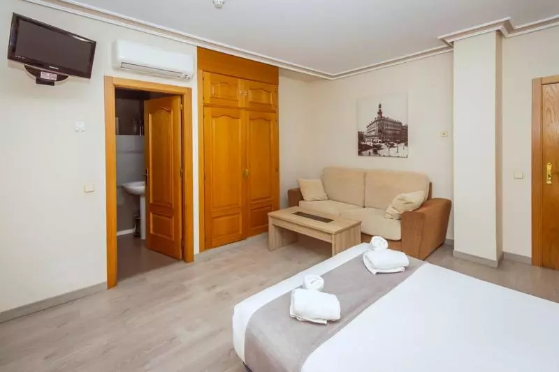 Hotelli Hostal El Cruce