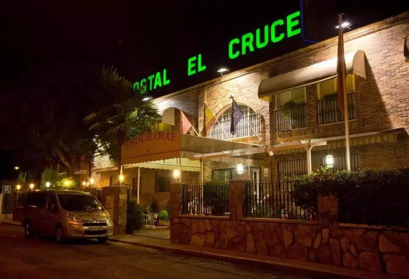 Hotelli Hostal El Cruce