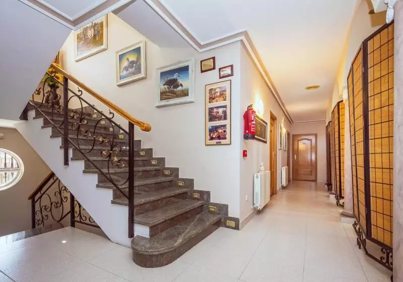 Hotelli Hostal El Cruce