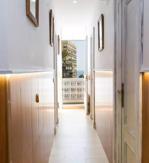 Отель Hostal La Estrella