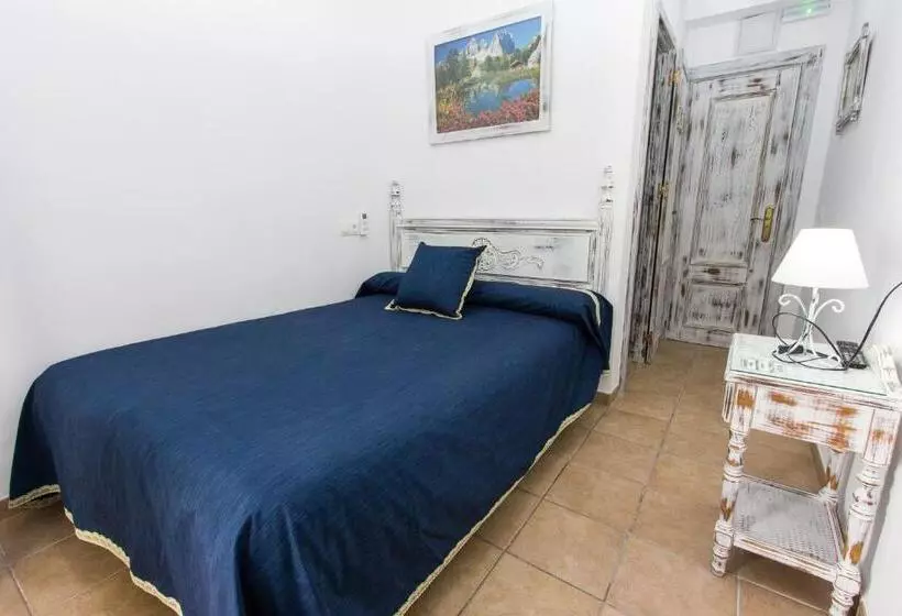 Отель Hostal La Estrella