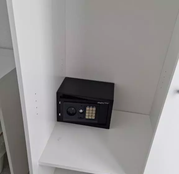 Hotel Hostal Nerjasol