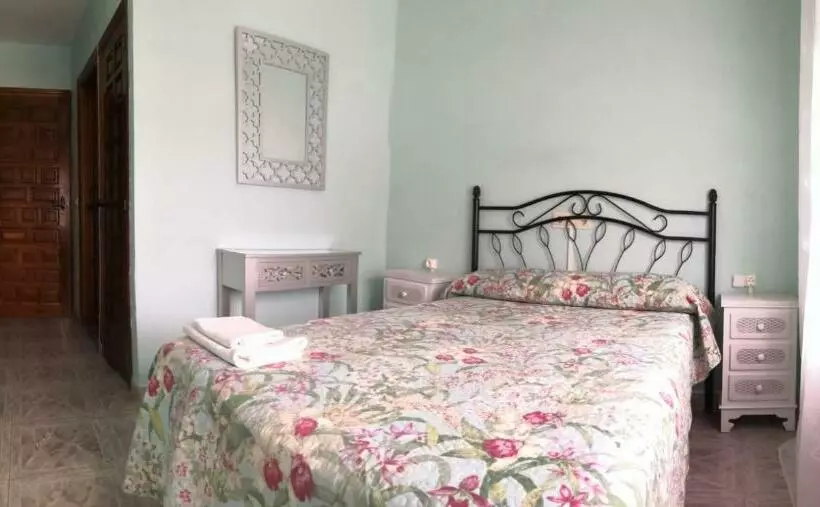 בית מלון כפרי Hostal Restaurante Ceres