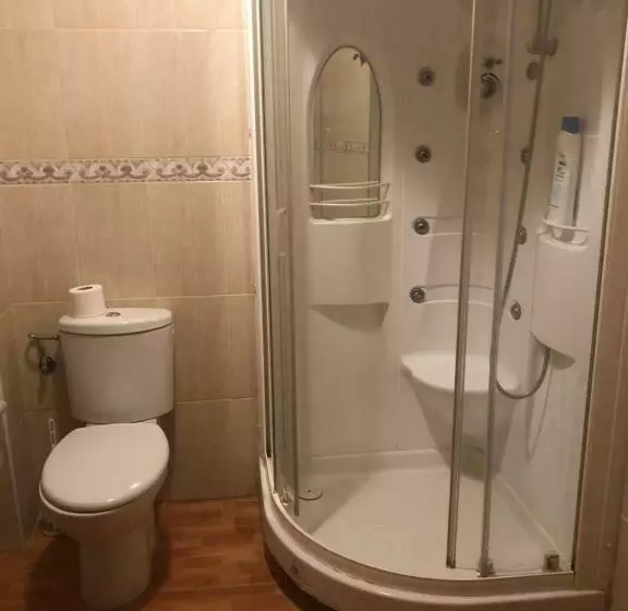 펜션 Hostal El Escudo