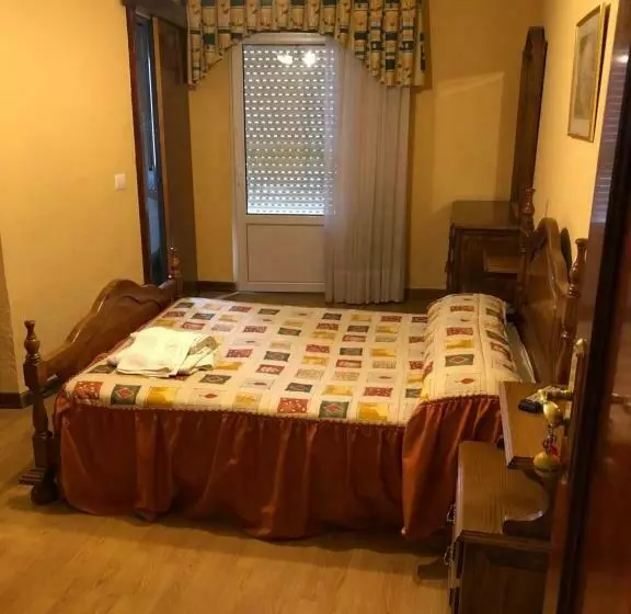 펜션 Hostal El Escudo