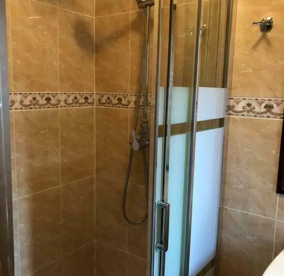 펜션 Hostal El Escudo