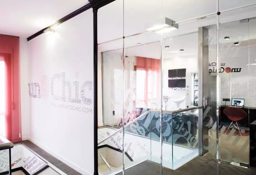 Hospedium Hostal Un Punto Chic