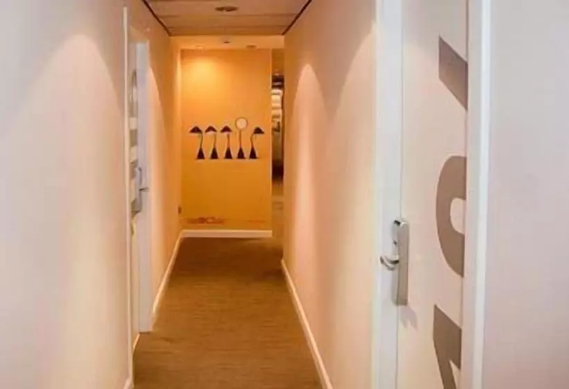 Hospedium Hostal Un Punto Chic