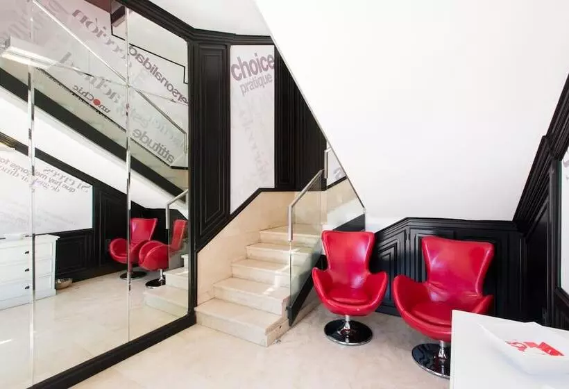 Hospedium Hostal Un Punto Chic