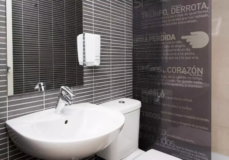 Hospedium Hostal Un Punto Chic