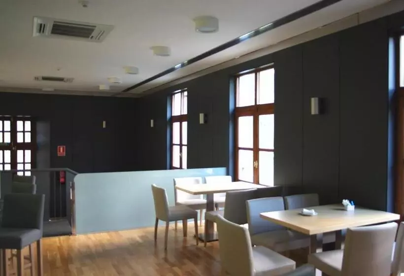 فندق Valle Del Jerte