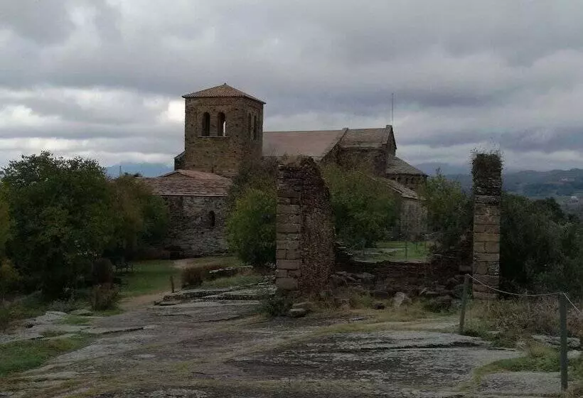 هتل J. Balmes Vic