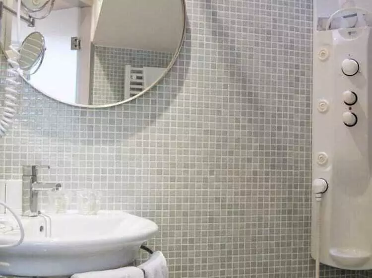 ホテル La Plaza Ii