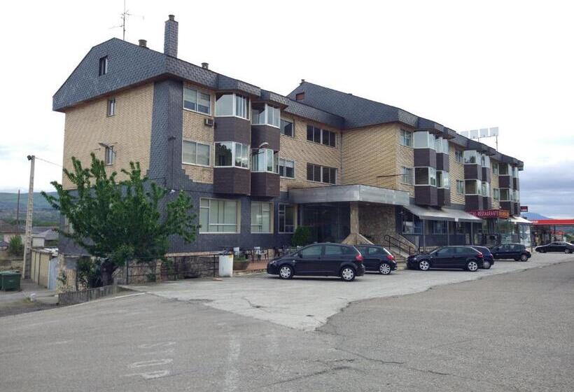 فندق Los Rosales