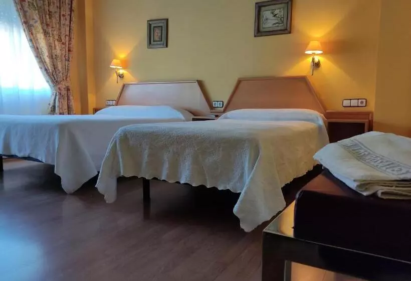 בית מלון כפרי Los Rosales