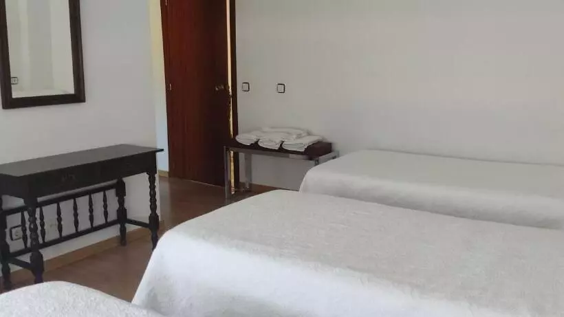 בית מלון כפרי Los Rosales