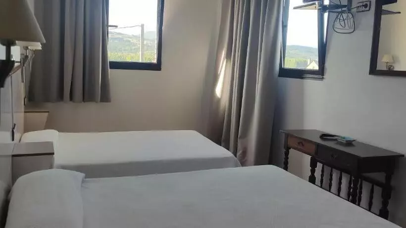 בית מלון כפרי Los Rosales