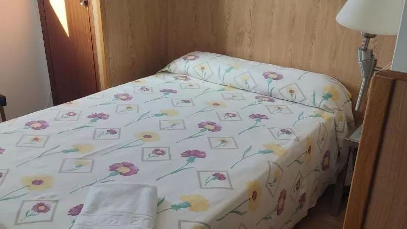 בית מלון כפרי Los Rosales