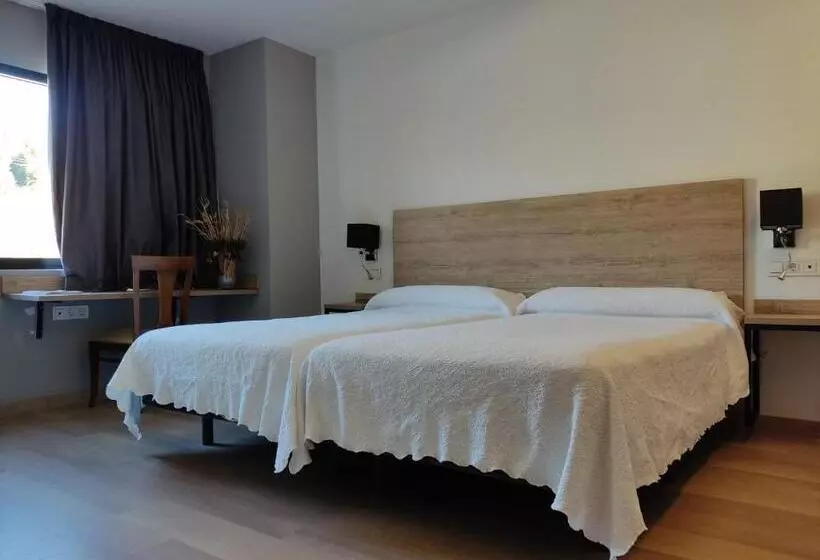 בית מלון כפרי Los Rosales