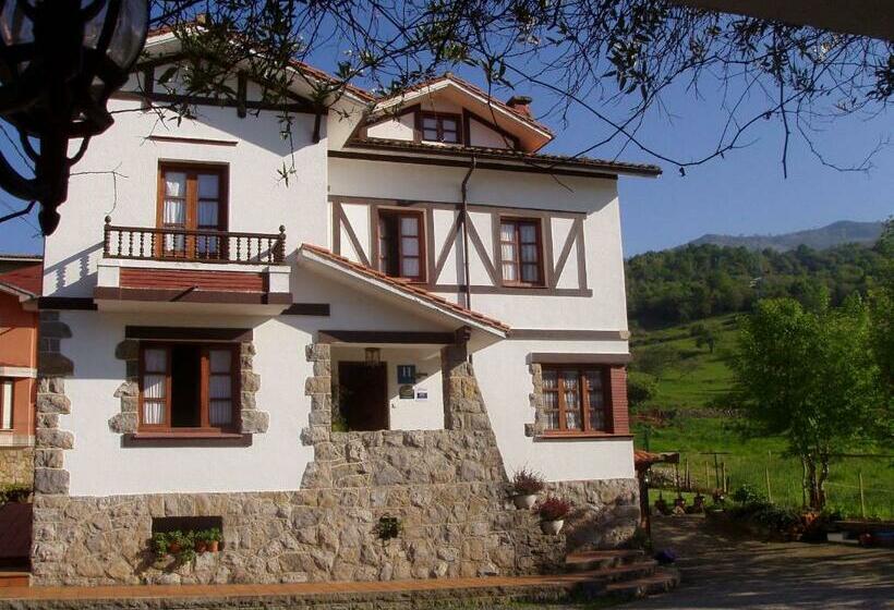 Hotel Rural Villa Elena