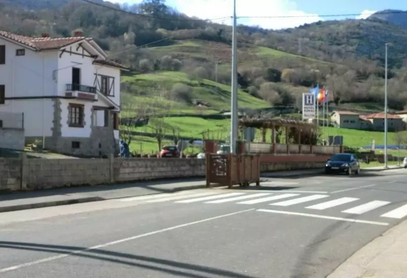 Hotel Rural Villa Elena
