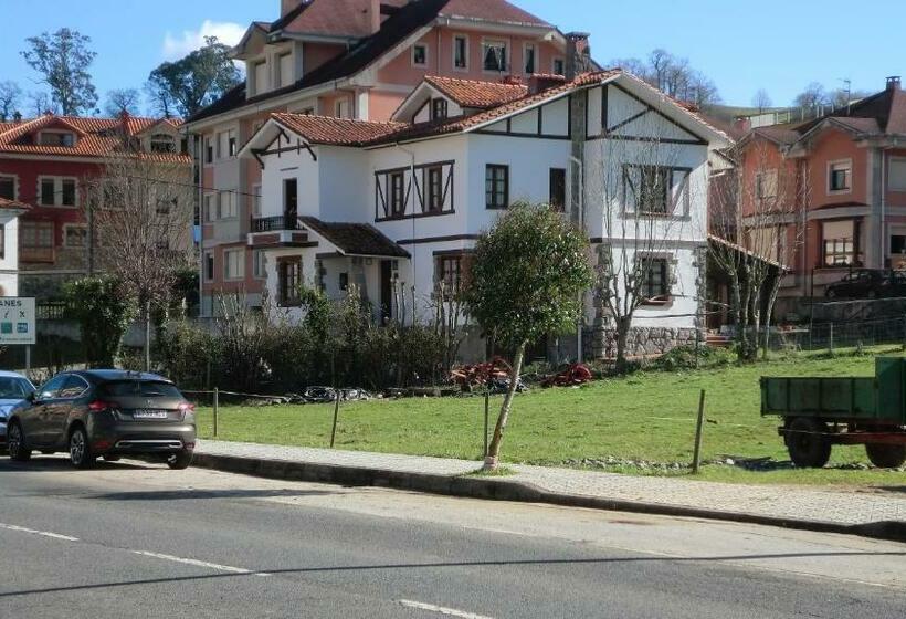 Hotel Rural Villa Elena