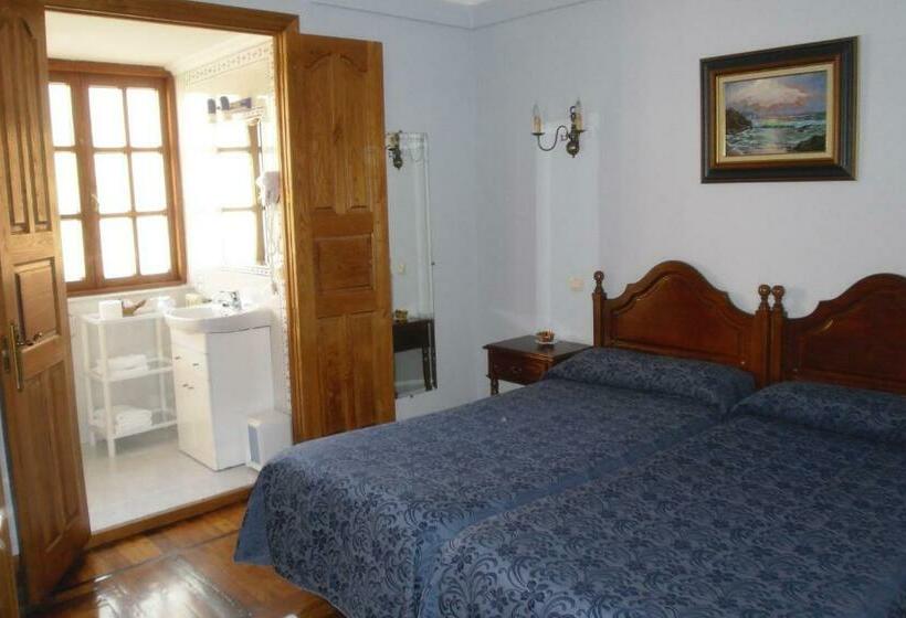 Hotel Rural Villa Elena