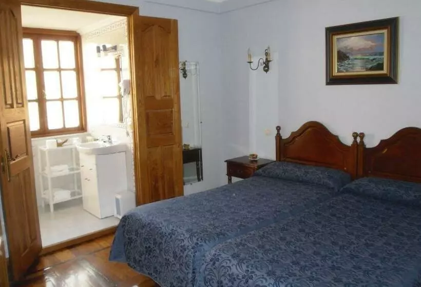Hotel Rural Villa Elena