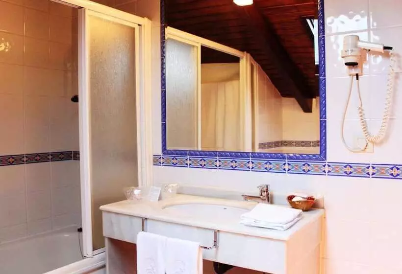 ホテル San Clemente By Pousadas De Compostela