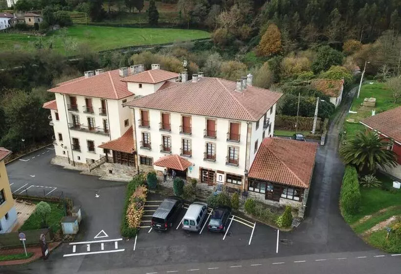 호텔 Valle Las Luiñas