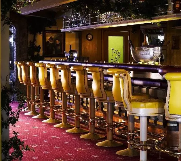 Отель Alpenrose Wellness