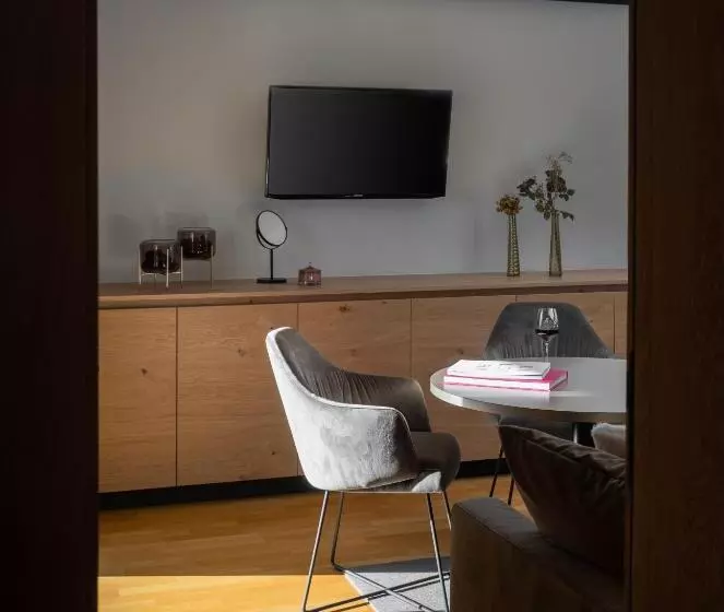 בית מלון כפרי Bergkristall Oberlech