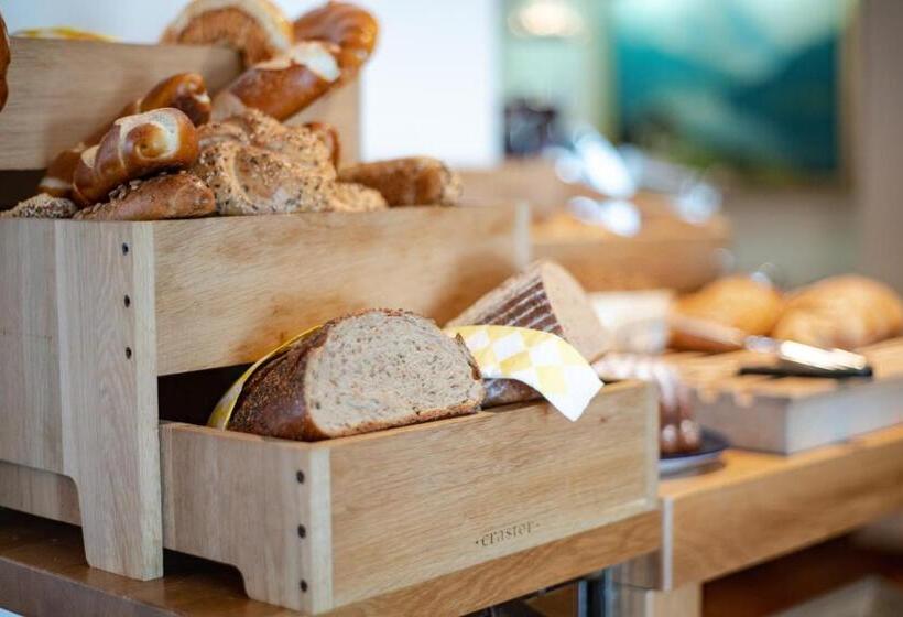 هتل Binders Budget Citymountain