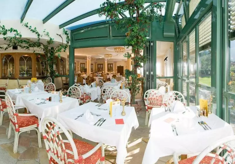 호텔 Strass   Sport & Spa