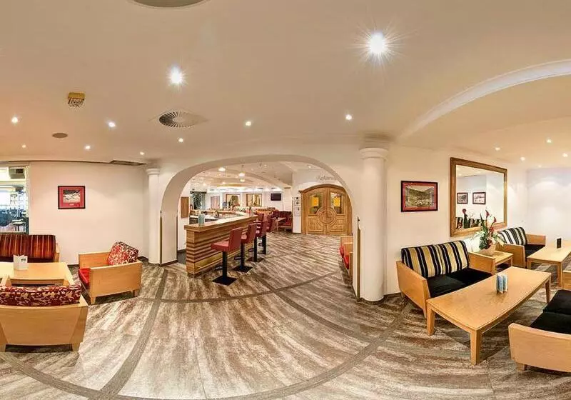 호텔 Strass   Sport & Spa