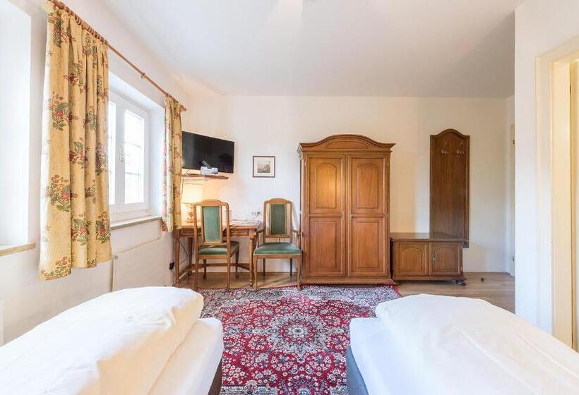 בית מלון כפרי Gasthof Bräuwirth