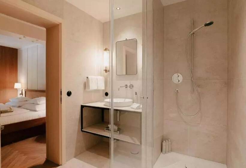 Hirschen   Fine Hotel, Restaurant & Spa