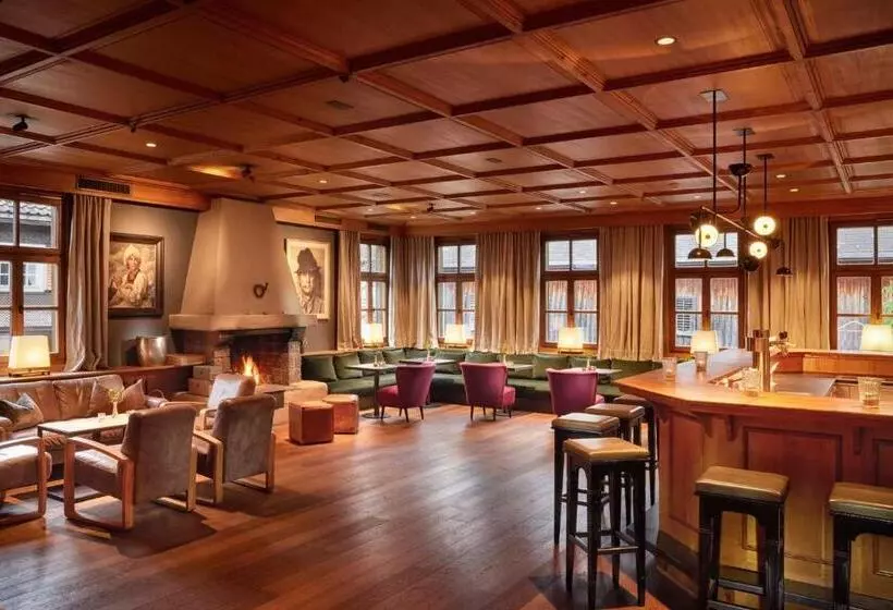 Hirschen   Fine Hotel, Restaurant & Spa