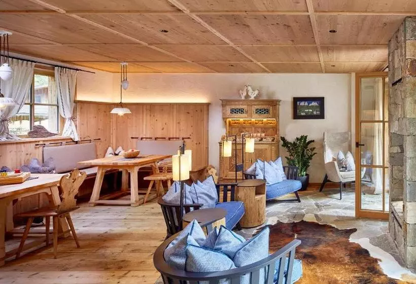 Отель Gramai Alm Alpengenuss & Natur Spa