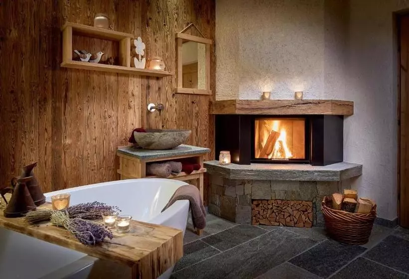 Отель Gramai Alm Alpengenuss & Natur Spa