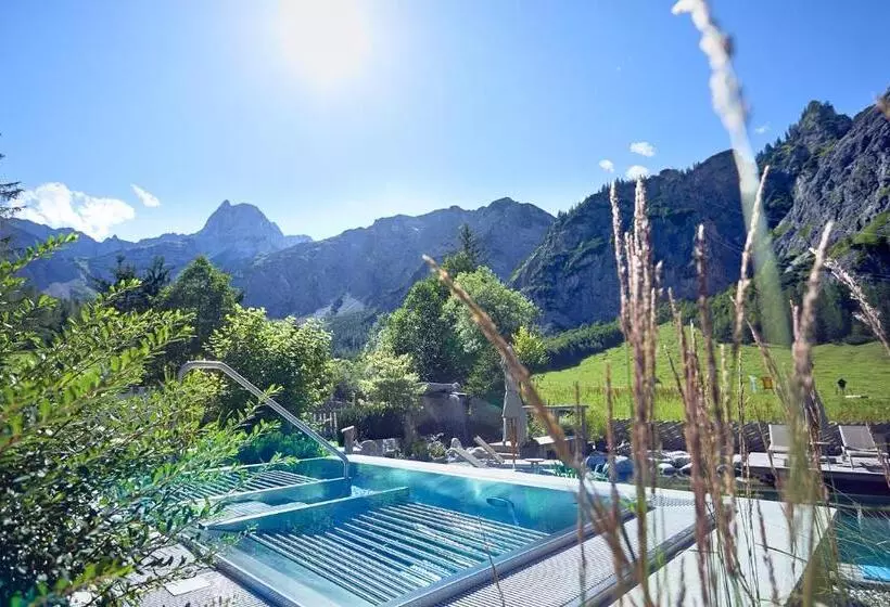 Отель Gramai Alm Alpengenuss & Natur Spa