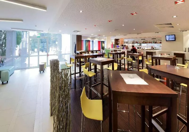 Hotel Ibis Styles Linz