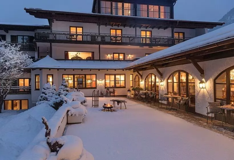 Отель Johannesbad  St. Georg