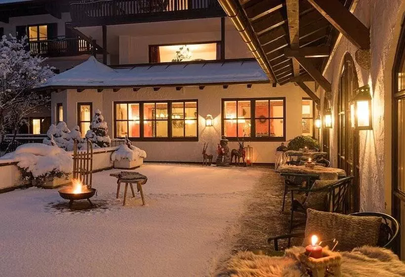 Отель Johannesbad  St. Georg