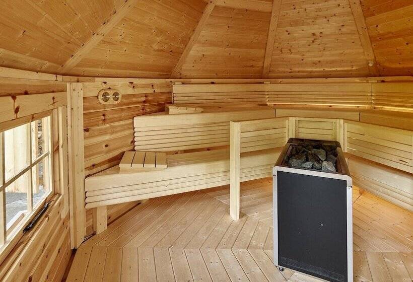 هتل Monika & Montafon Chalets